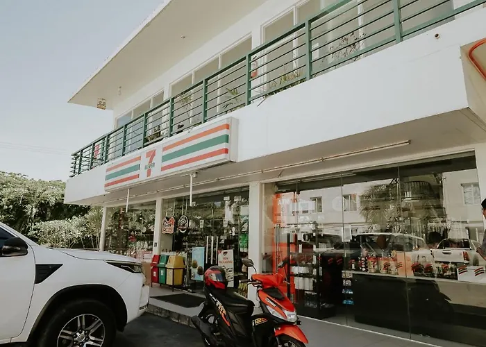 Near Airport & Beaches, Wifi, Netflix, Pool * Lapu-Lapu City